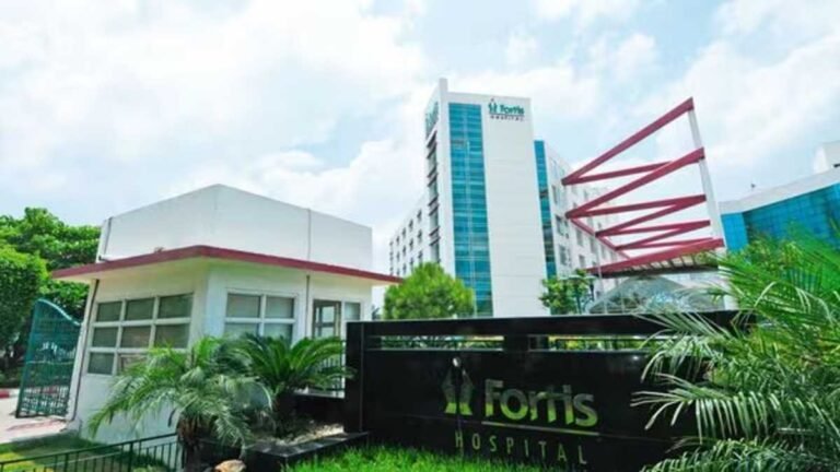 Fortis Healthcare Strengthens Its Stake in Agilus Diagnostics with ₹429.37 Crore Deal