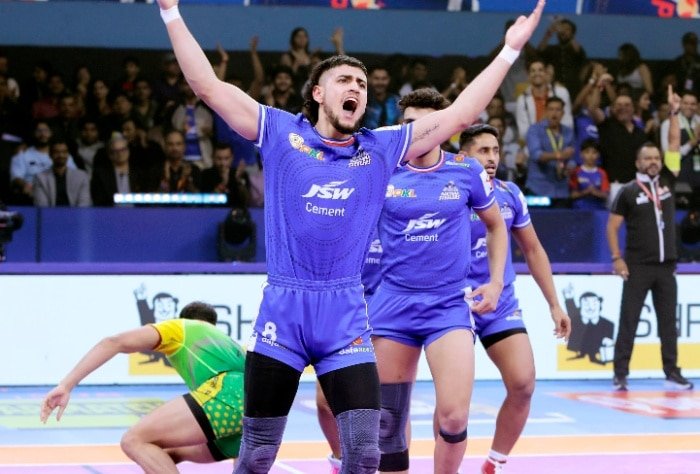Haryana Steelers win maiden title after a stunning victory over Patna Pirates