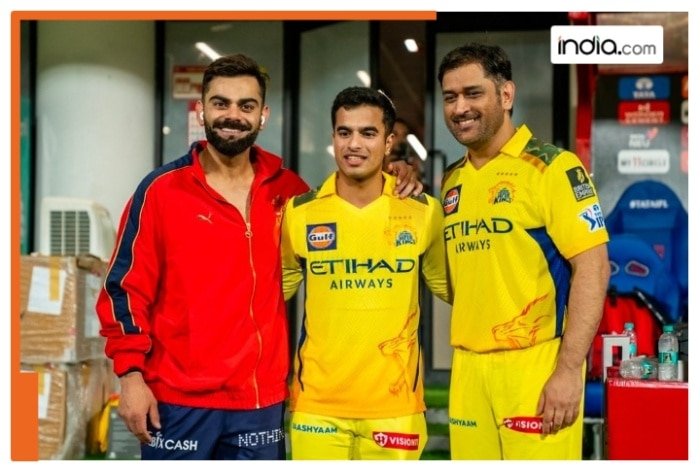 MS Dhoni laughs as CSK youngster playfully asks Virat Kohli to step back for a million-dollar picture