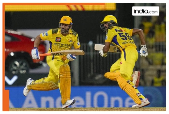 MS Dhoni, Vijay Shankar register UNWANTED milestones in CSK’s foolish run-chase against DC