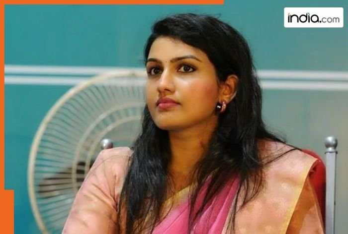 Meet woman, daughter of bus conductor, left job as doctor, became UPSC topper in her first attempt, became IAS Officer with AIR…, she is…